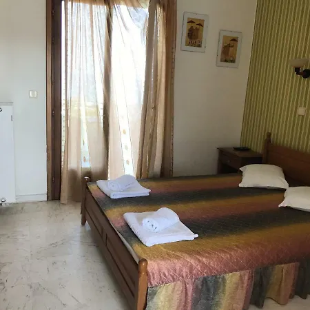 Lejlighedshotel Zephyros 2*