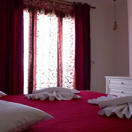 Zephyros Lejlighedshotel 2*