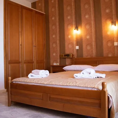 Zephyros Lejlighedshotel Polychrono