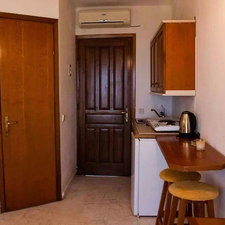 Aparthotel Zephyros 2*